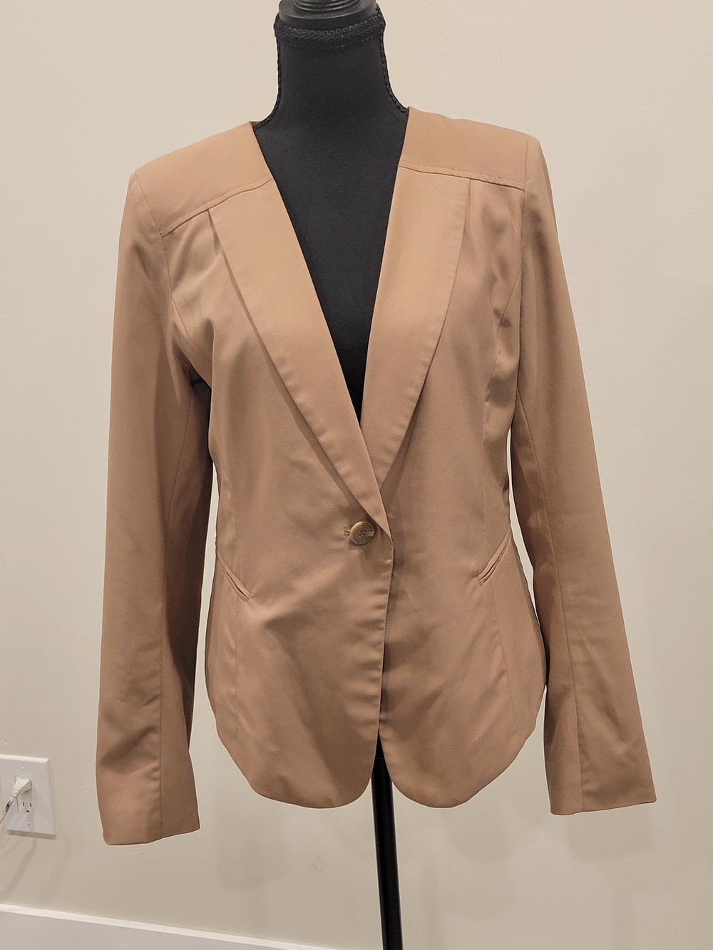 Love Tree Beige/Tan Single-Button Blazer